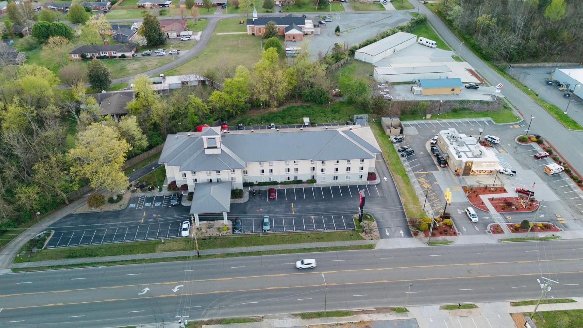 Red Roof Inn Etowah - Athens, Tn Exterior foto